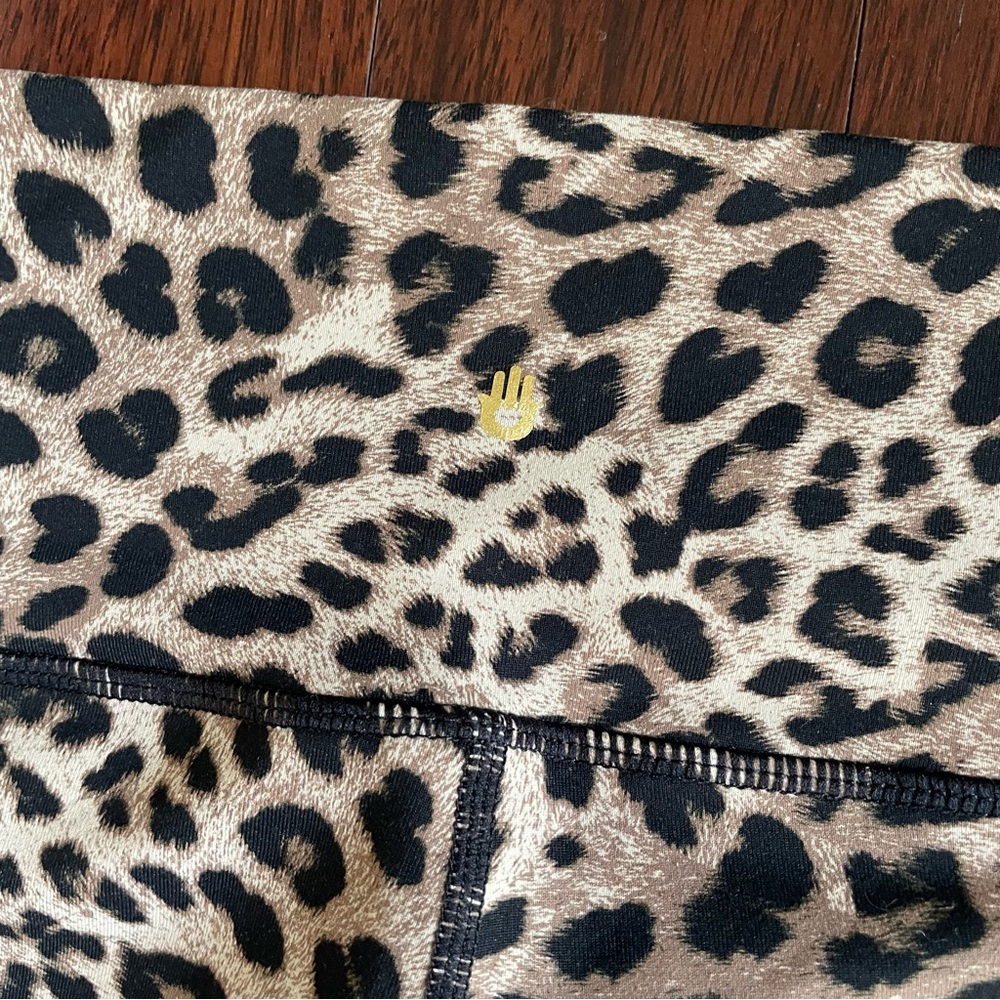 Spiritual Gangster Perfect High Waisted Leggings Leopard Animal Print Size Small - Picture 8 of 12